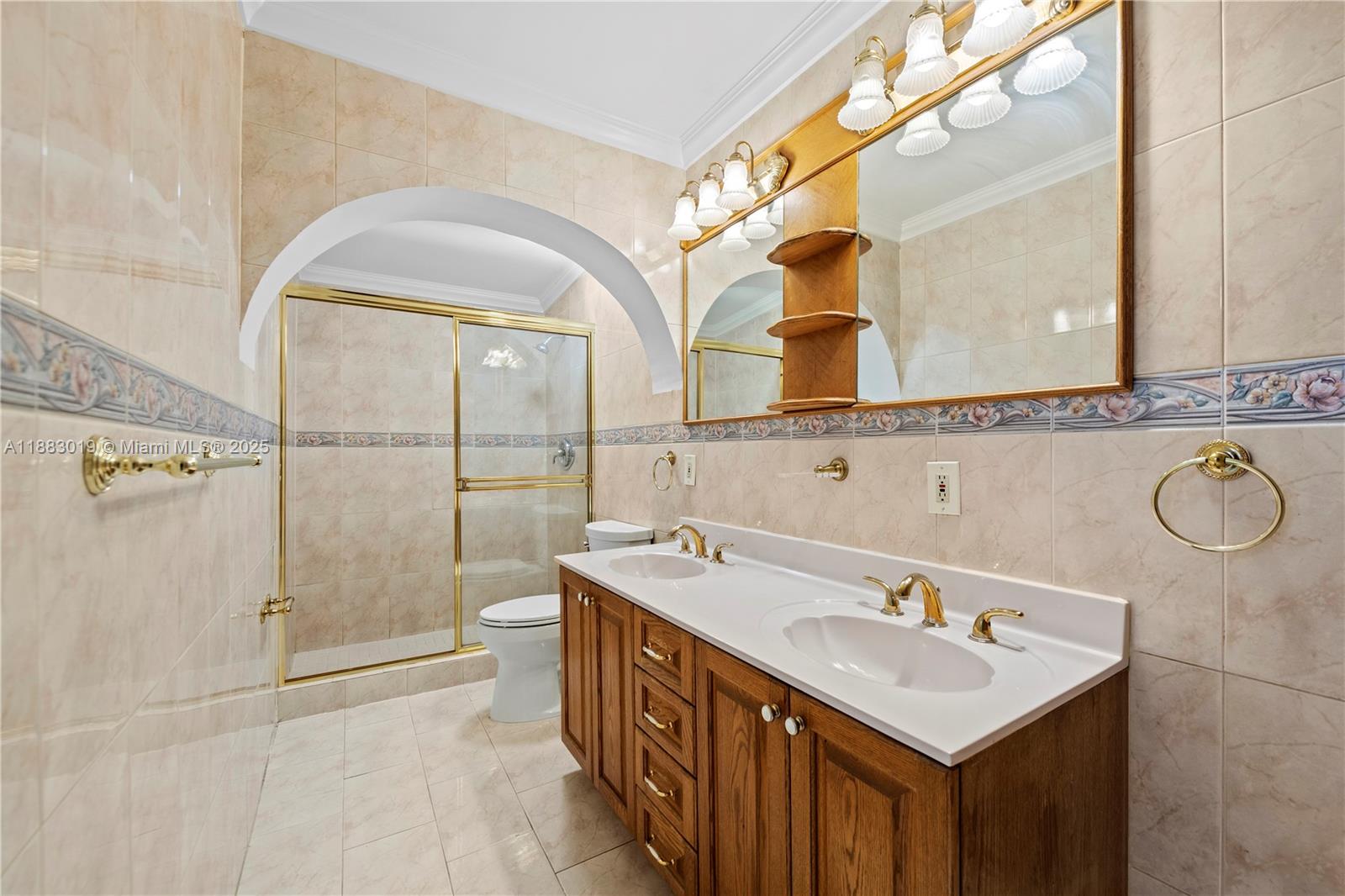 PALM SPRINGS LAKES 3RD AD - Residential Lease
