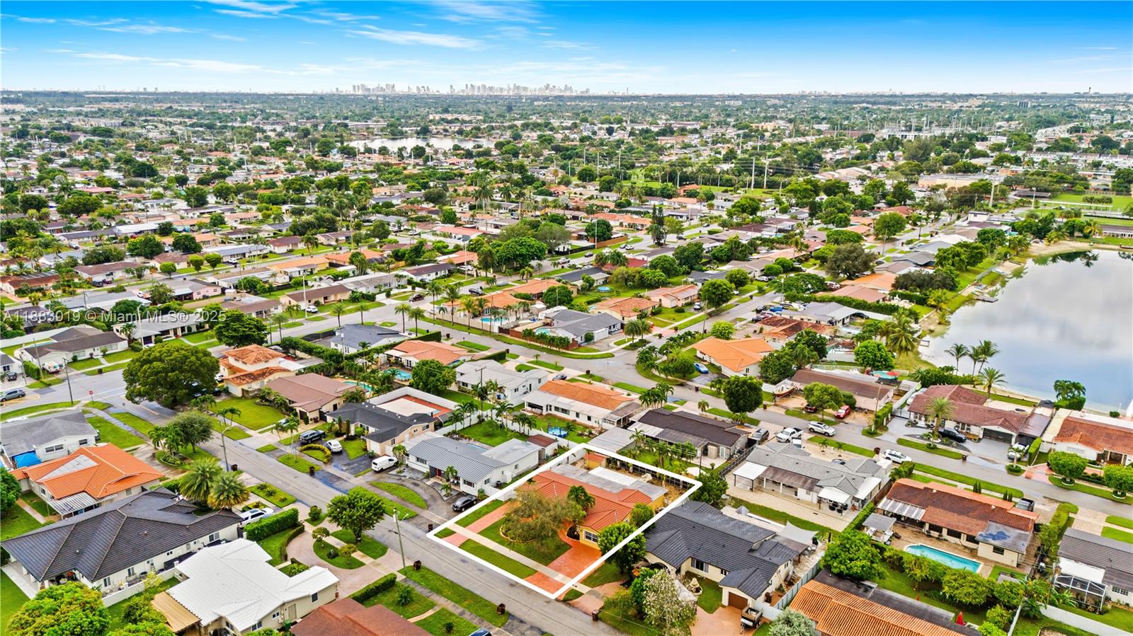 PALM SPRINGS LAKES 3RD AD - Residential Lease