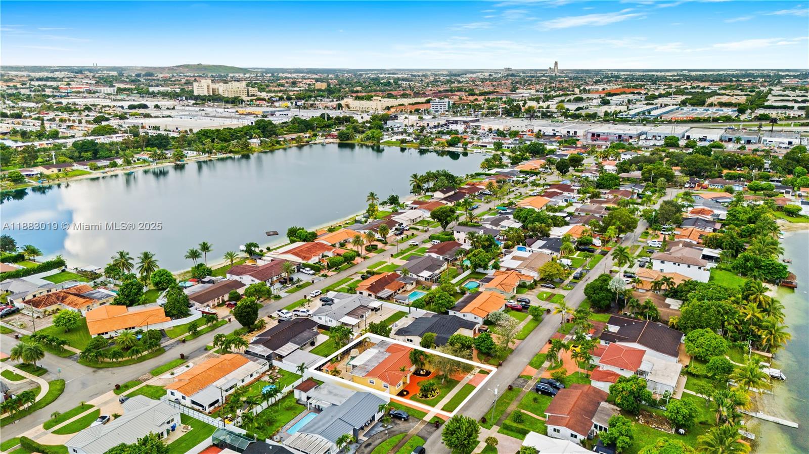 PALM SPRINGS LAKES 3RD AD - Residential Lease