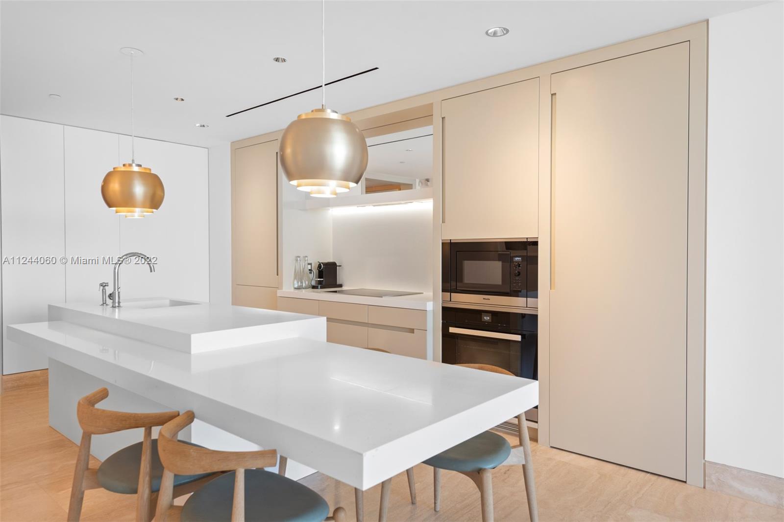 SURF CLUB CONDO - Residential