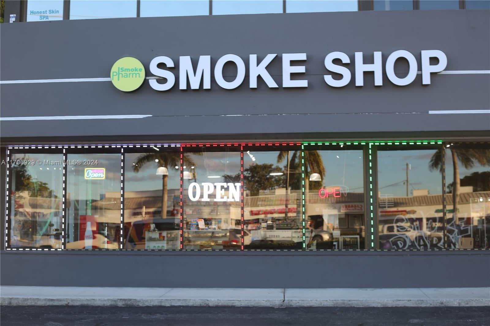 40 E Oakland Park Blvd