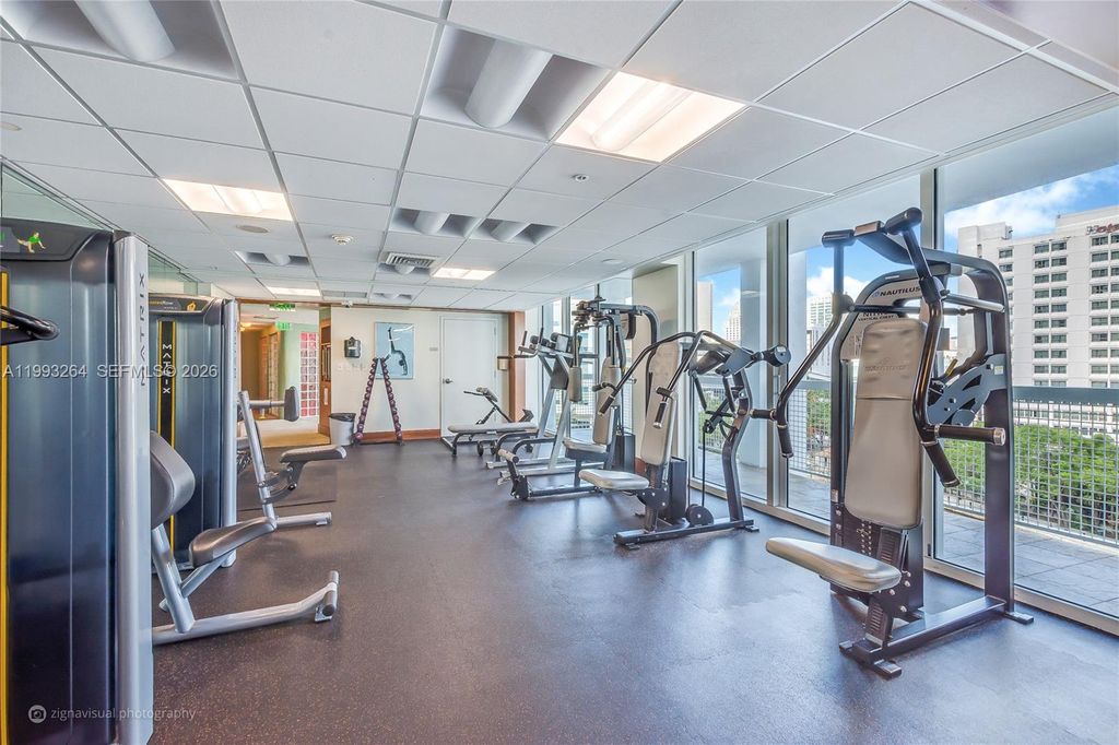 Photo of 31 SE 5th St #2708, Miami, FL 33131 (MLS # A11993264)