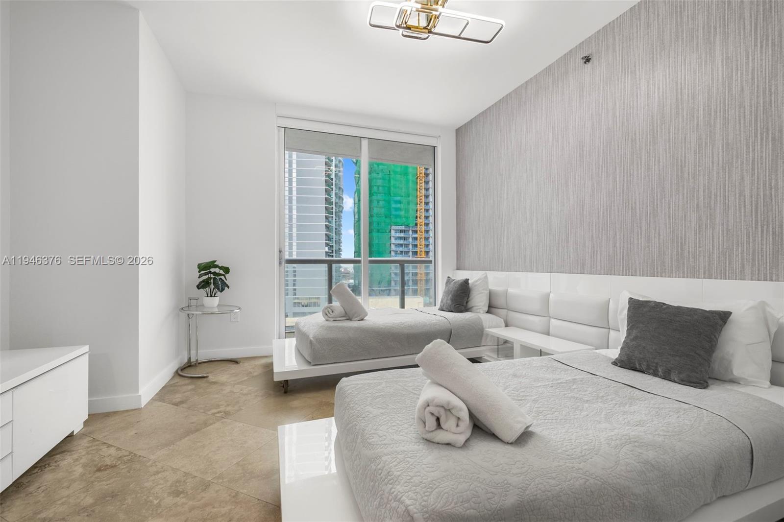 ICON BRICKELL CONDO NO 3 - Residential