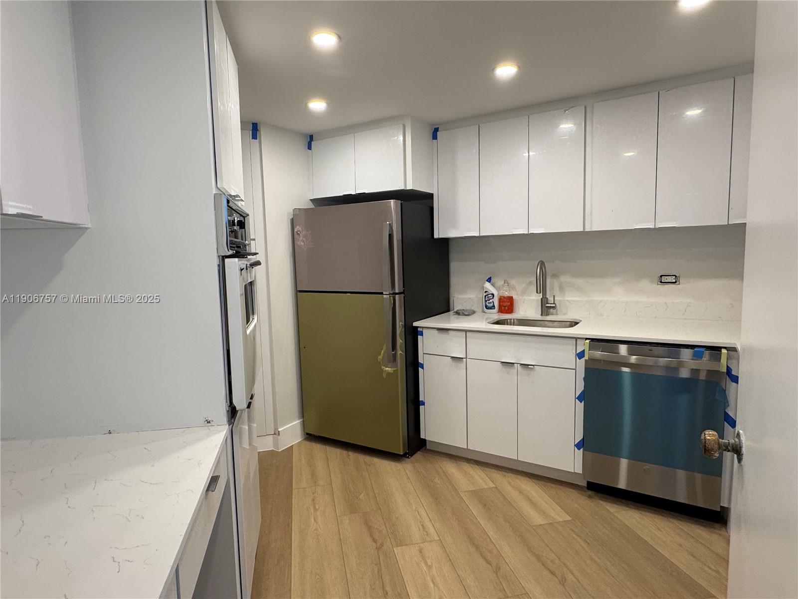 FOUR AMBASSADORS CONDO PH - Residential Lease