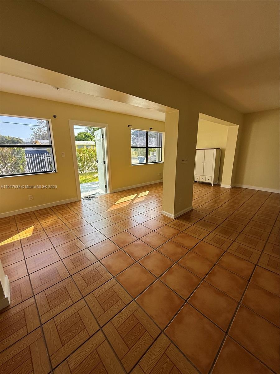 DIXIE PINES NO 2 - Residential Lease