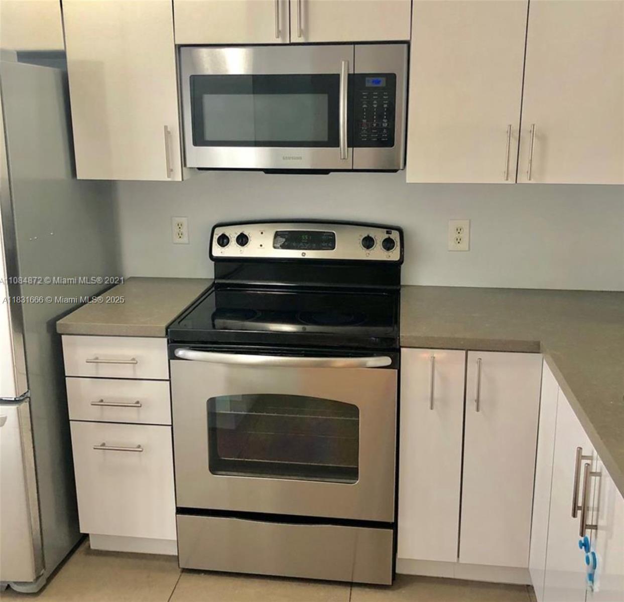 2 Simonton Cir 2