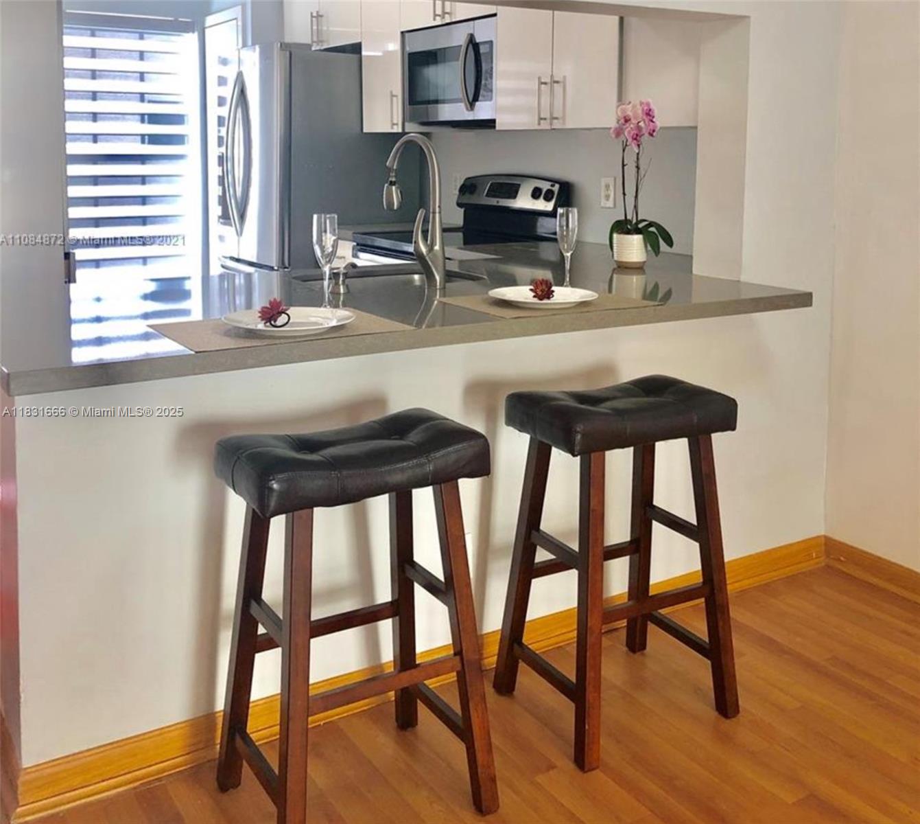 2 Simonton Cir 2