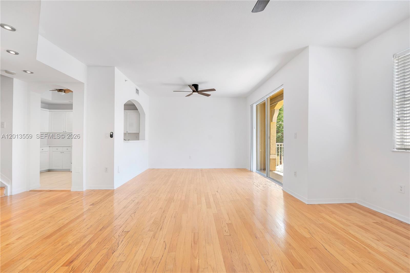 8912 W Flagler St 212