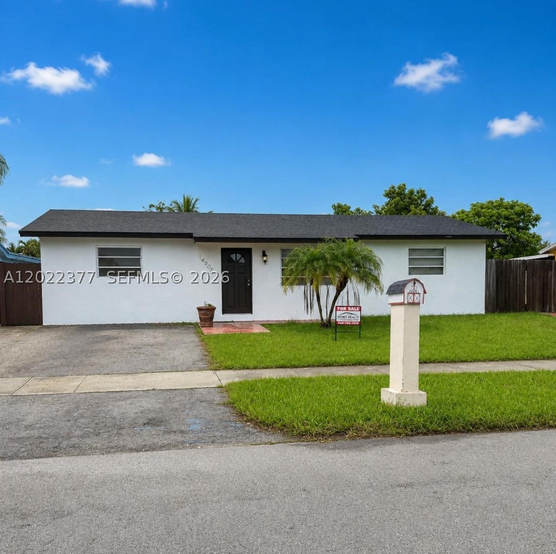 14905 SW 304th Ter, Homestead FL 33033