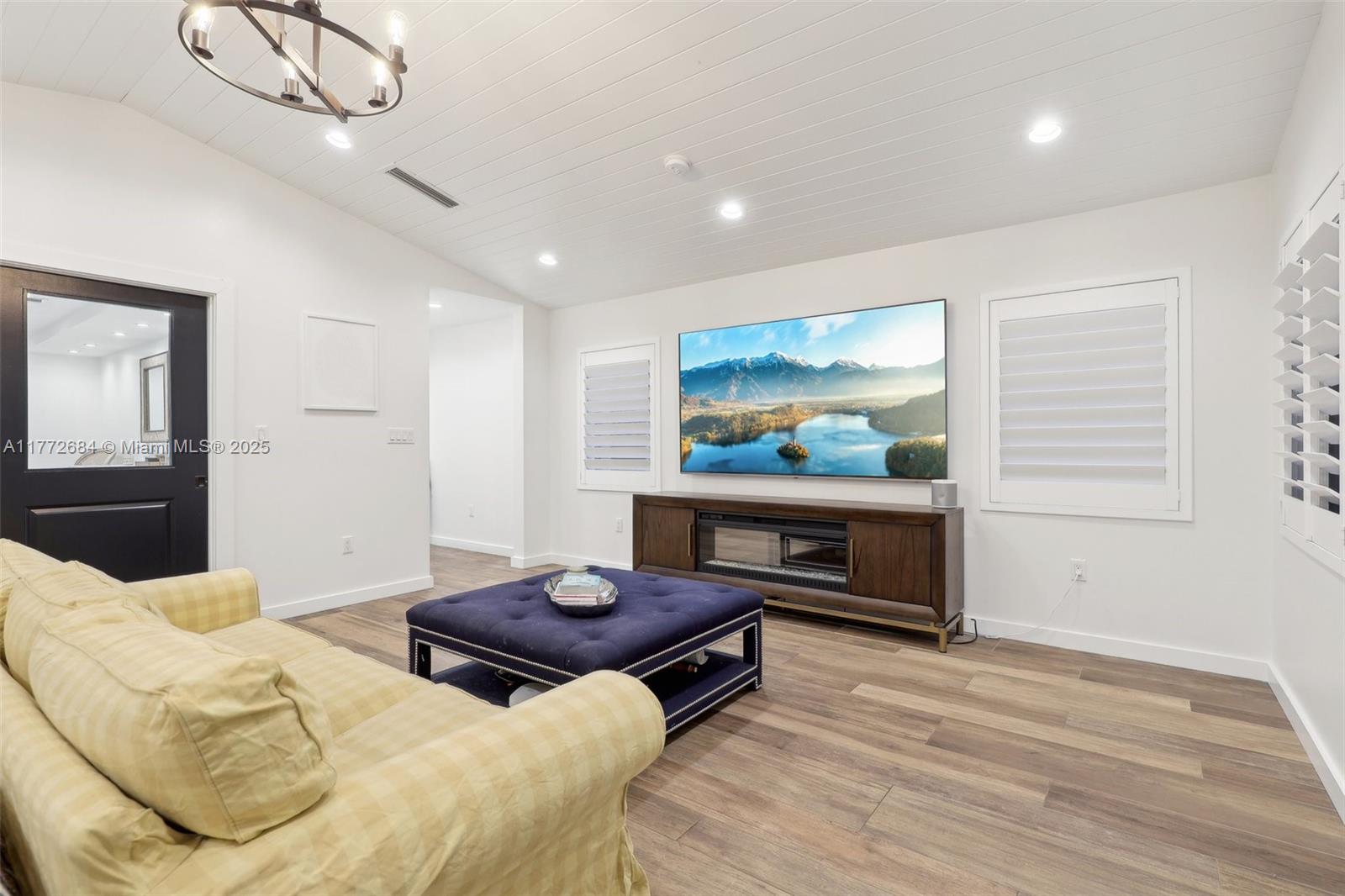 GLEN COVE SEC 1 - Residential