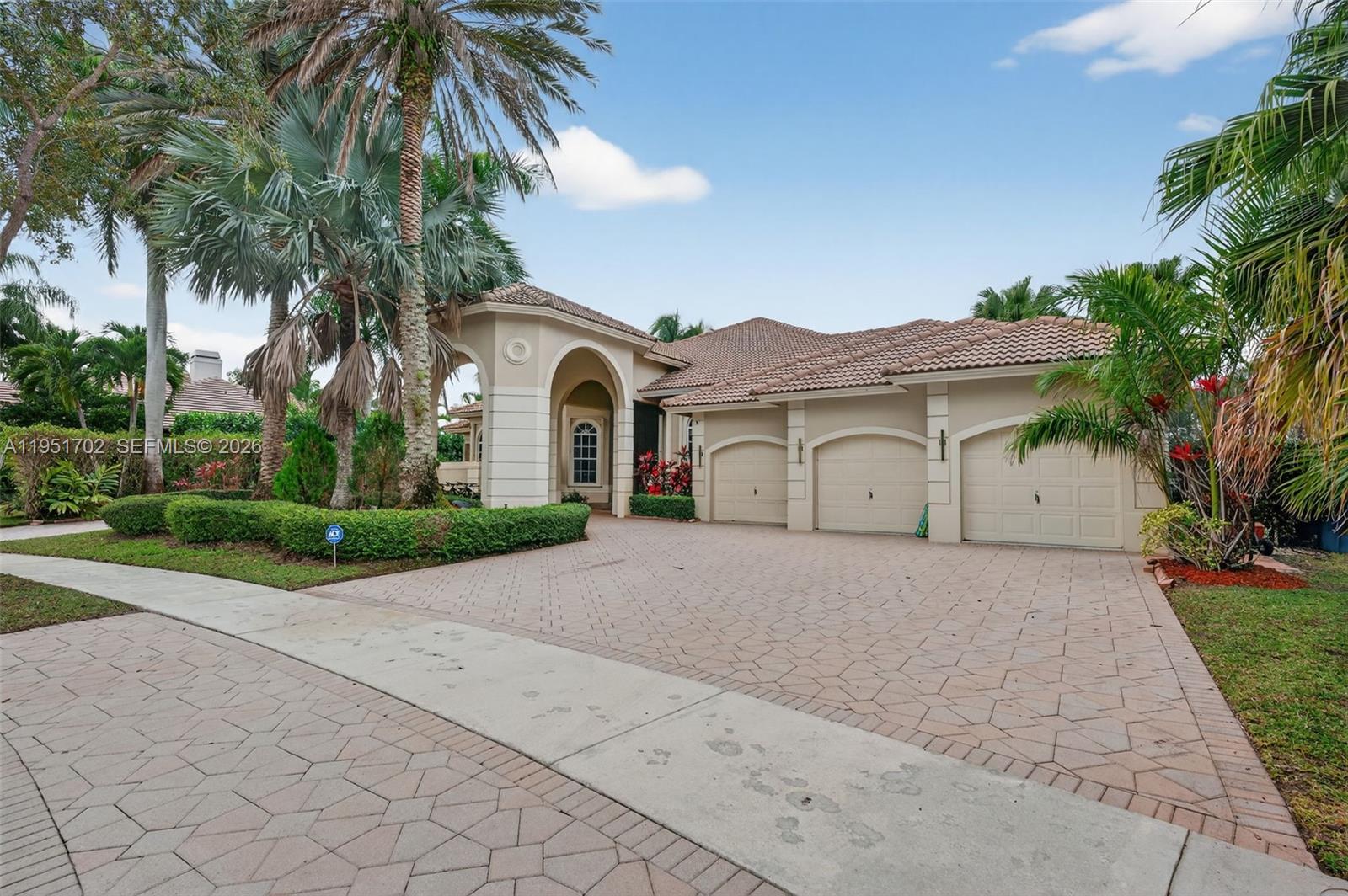 The Landings, SECTOR 3 - - Residential