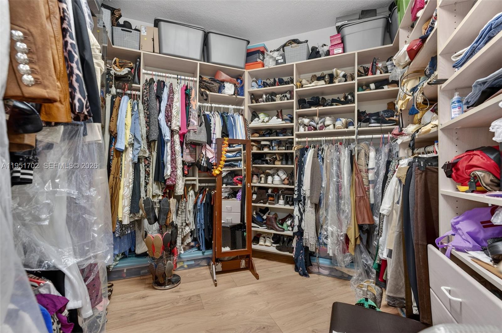 The Landings, SECTOR 3 - - Residential