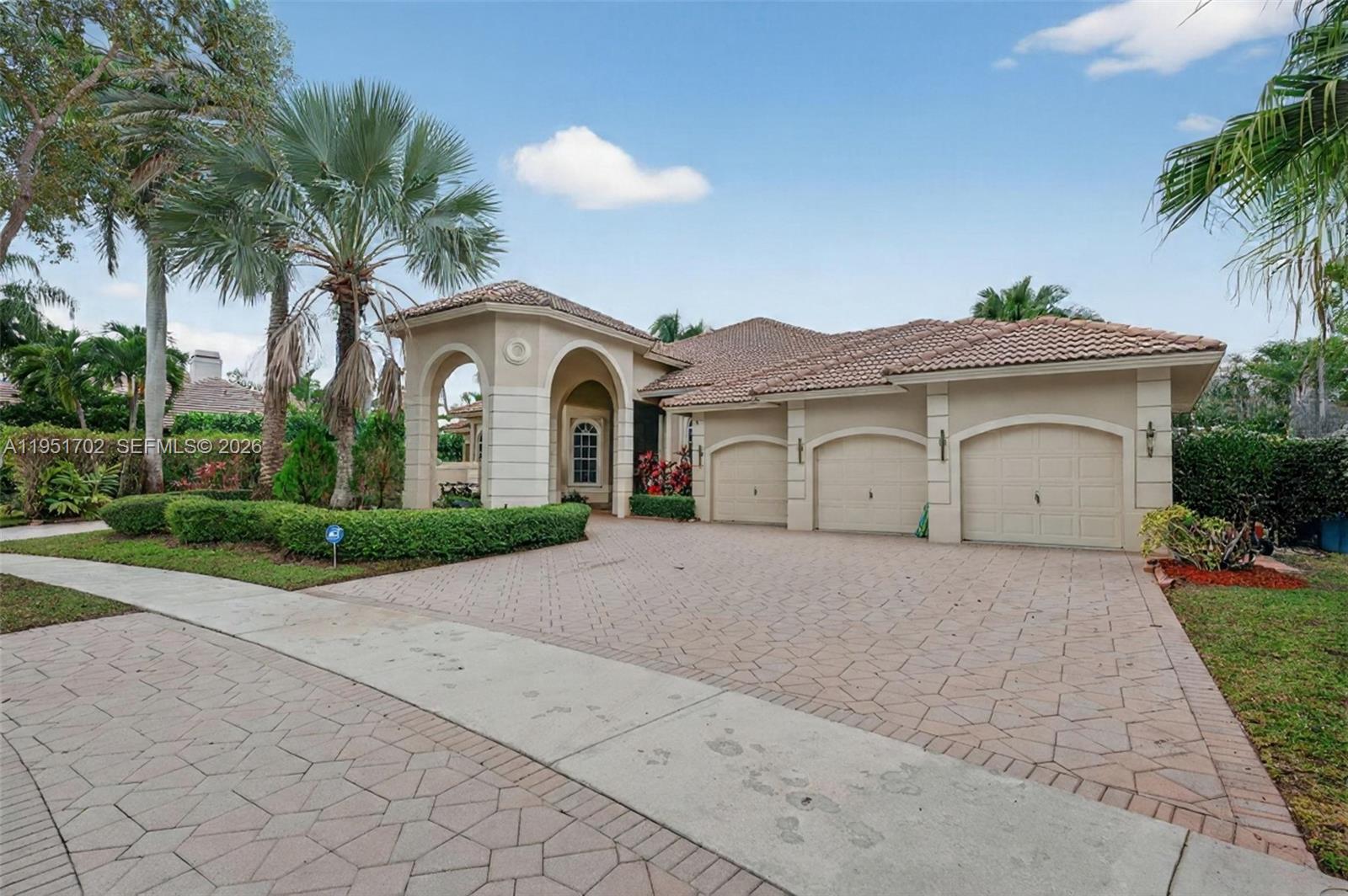 The Landings, SECTOR 3 - - Residential