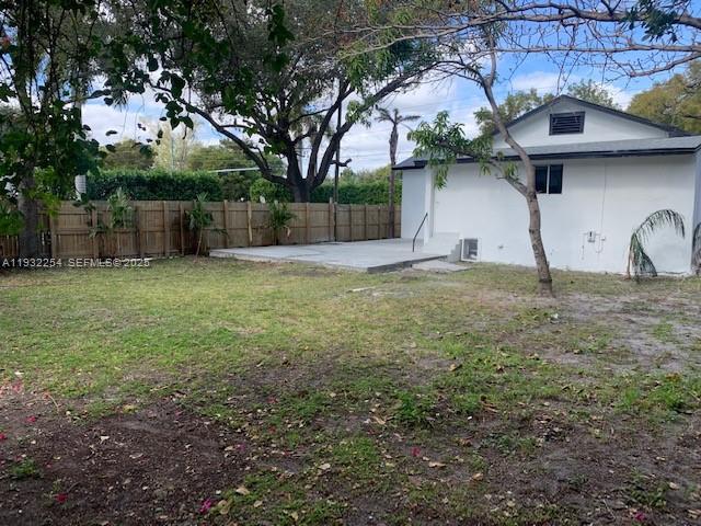 BISCAYNE AVE TRACT - Residential Lease