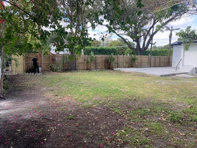 BISCAYNE AVE TRACT - Residential Lease