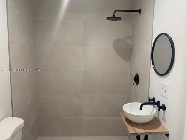 BISCAYNE AVE TRACT - Residential Lease