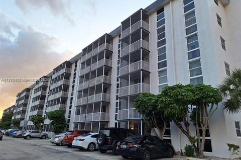 16851 NE 23RD AVE B304 North Miami Beach FL 33160