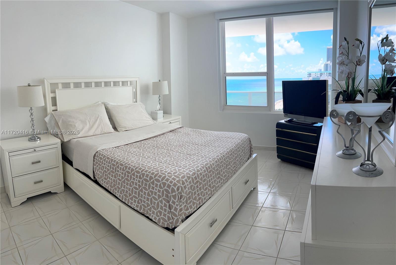 Alexander Towers Condo - Residential Lease