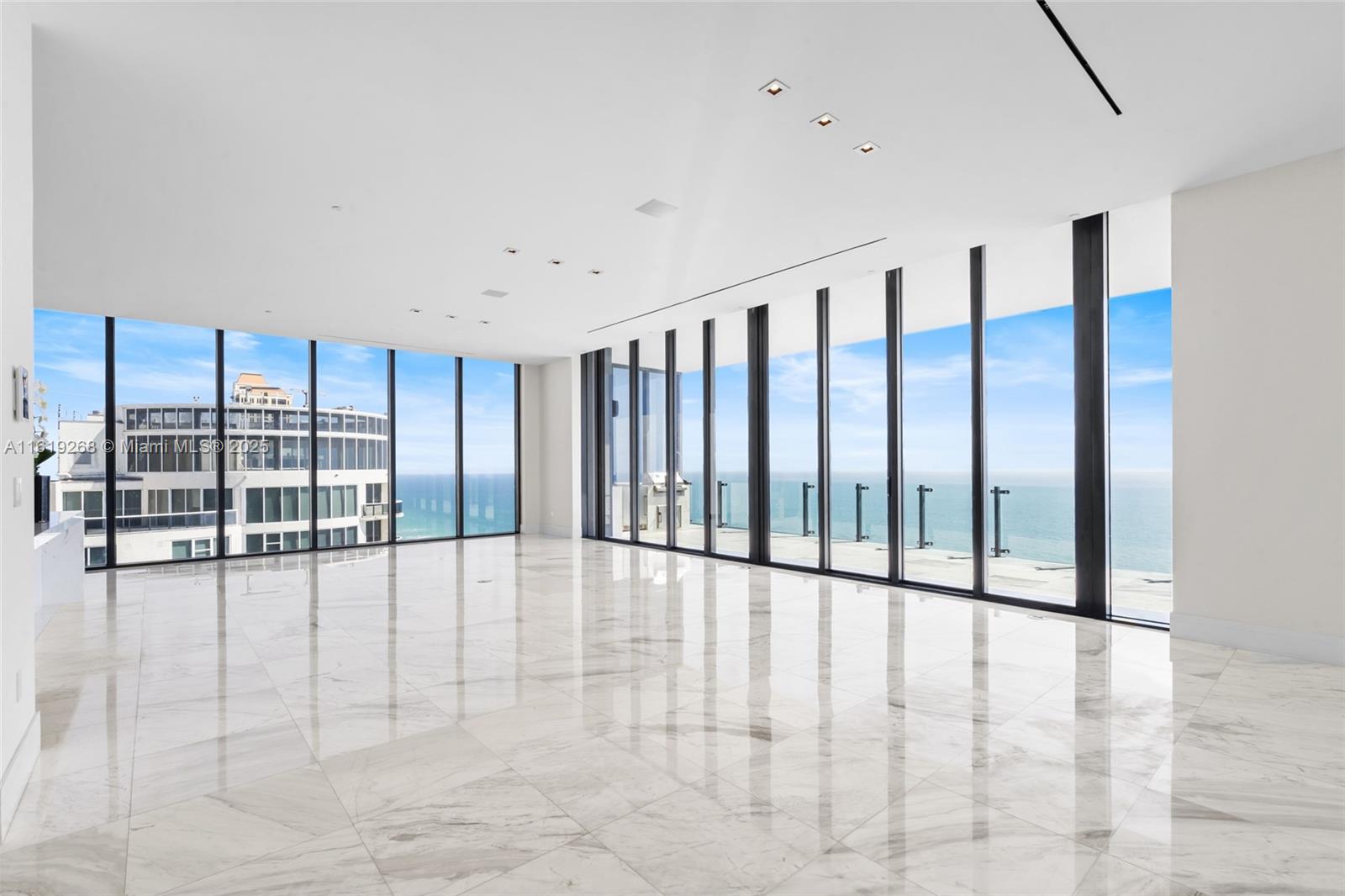 MUSE CONDO - Residential