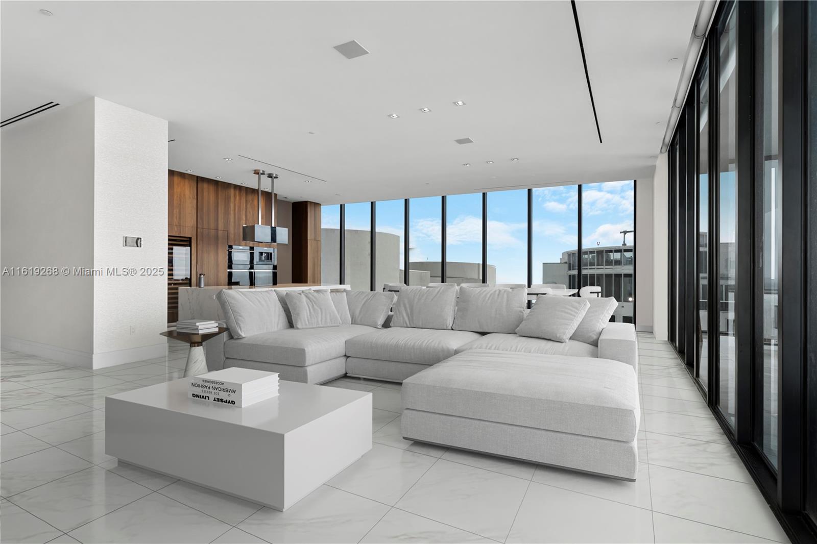 MUSE CONDO - Residential