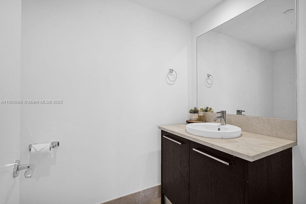 JADE OCEAN - Residential