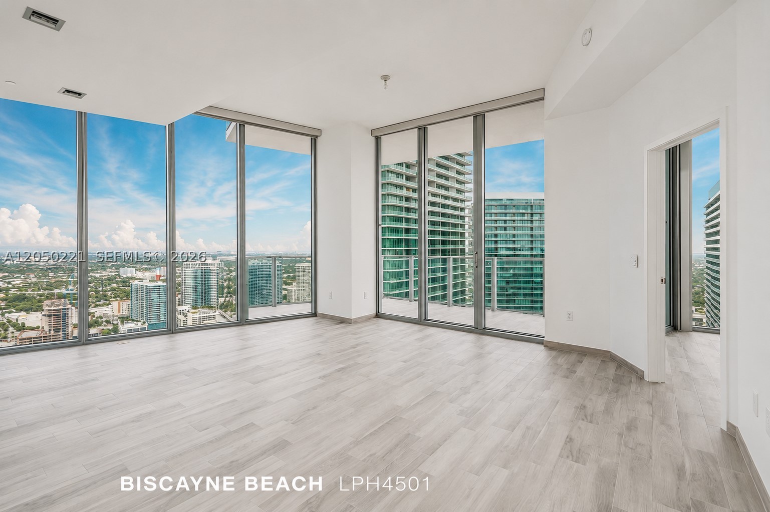 2900 NE 7th Ave LPH-4501