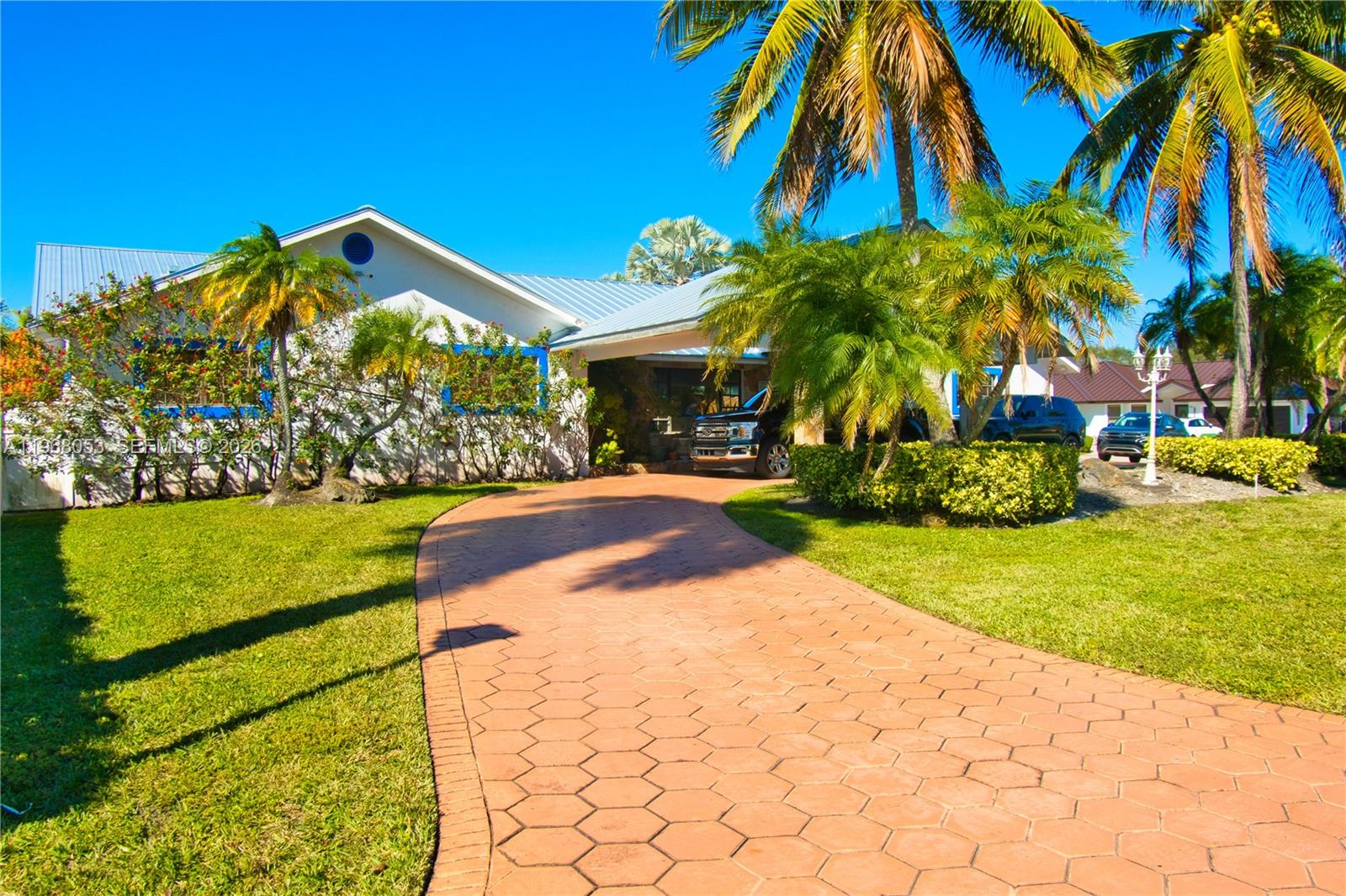 NORTH LINKS COUNTRY CLUB - Residential