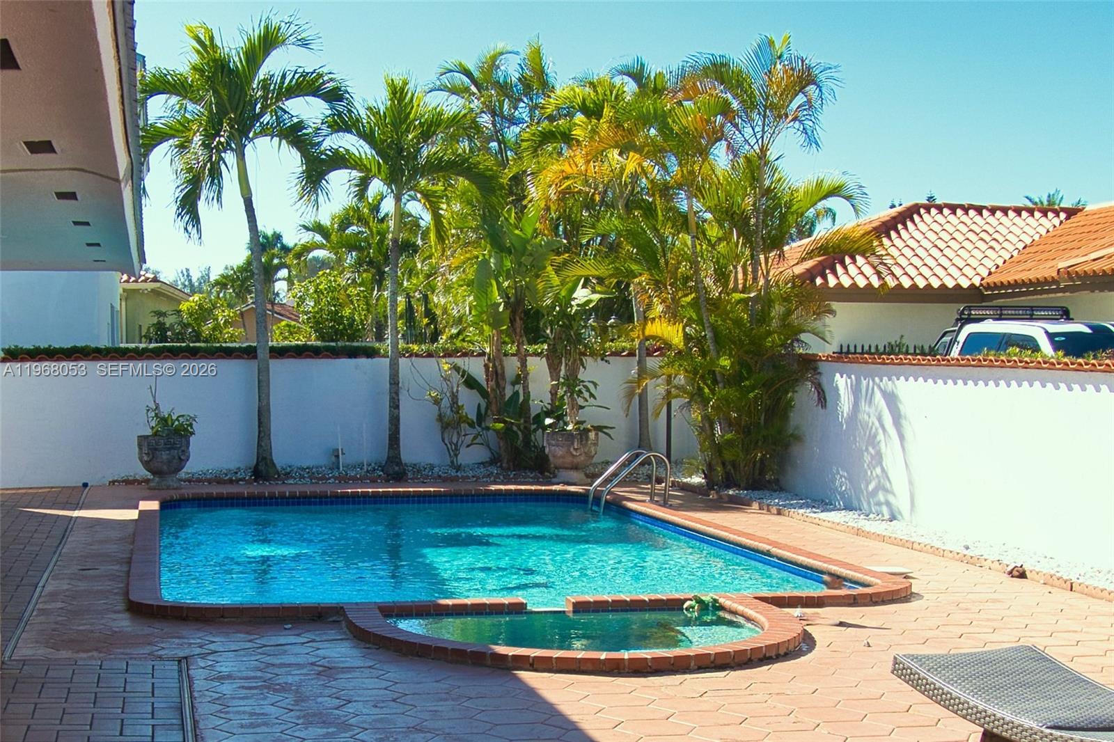 NORTH LINKS COUNTRY CLUB - Residential