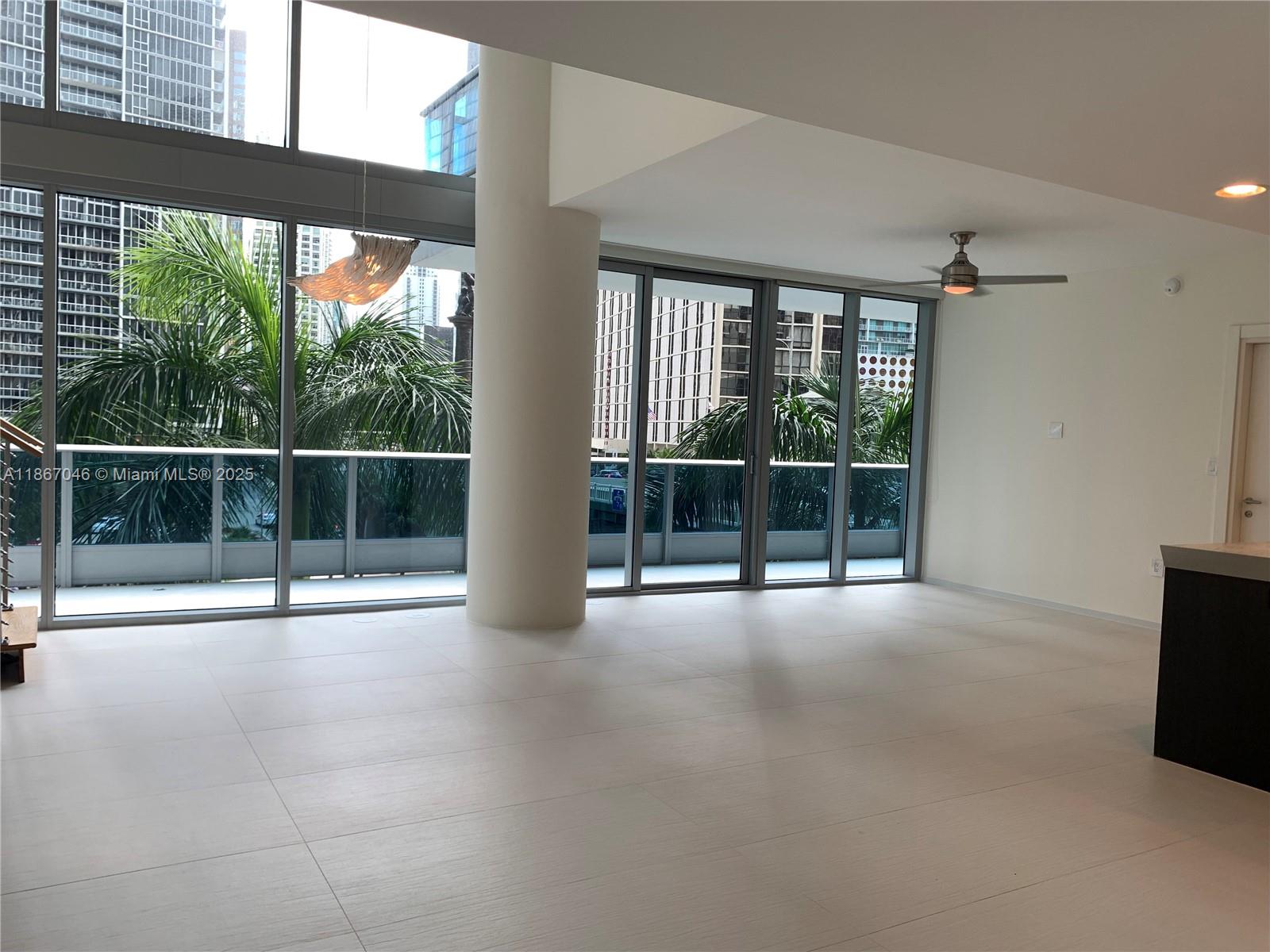 200 Biscayne Boulevard Way 304