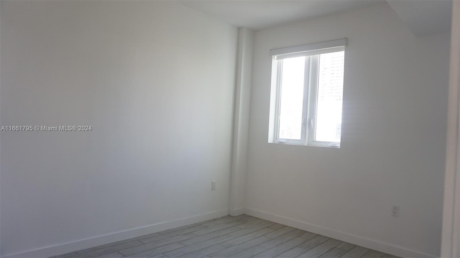 26 EDGEWATER CONDO - Residential Lease