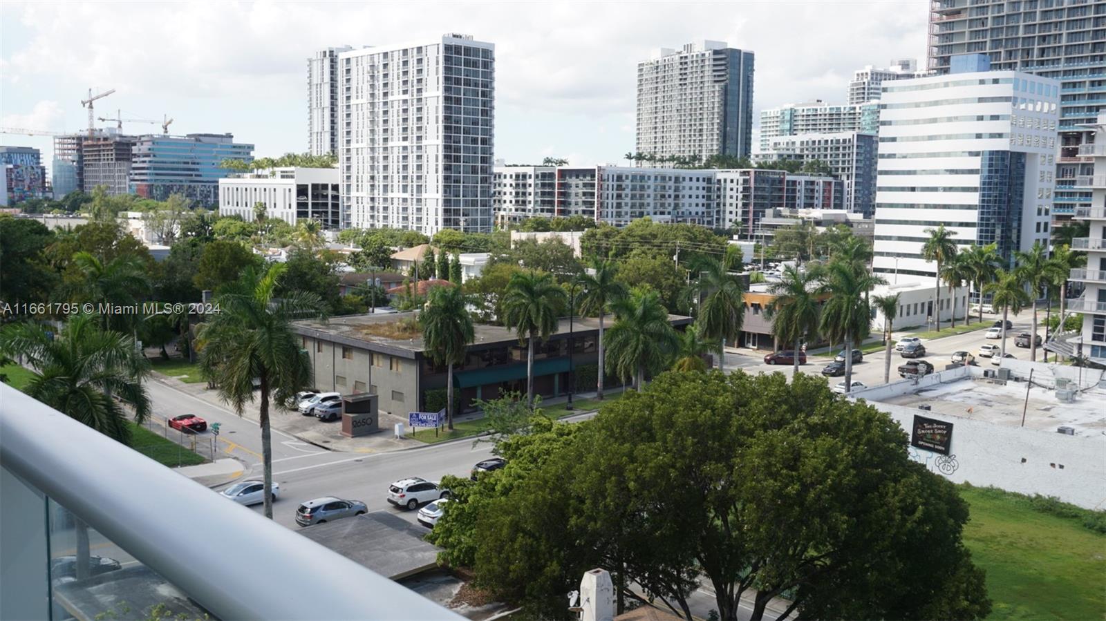 26 EDGEWATER CONDO - Residential Lease