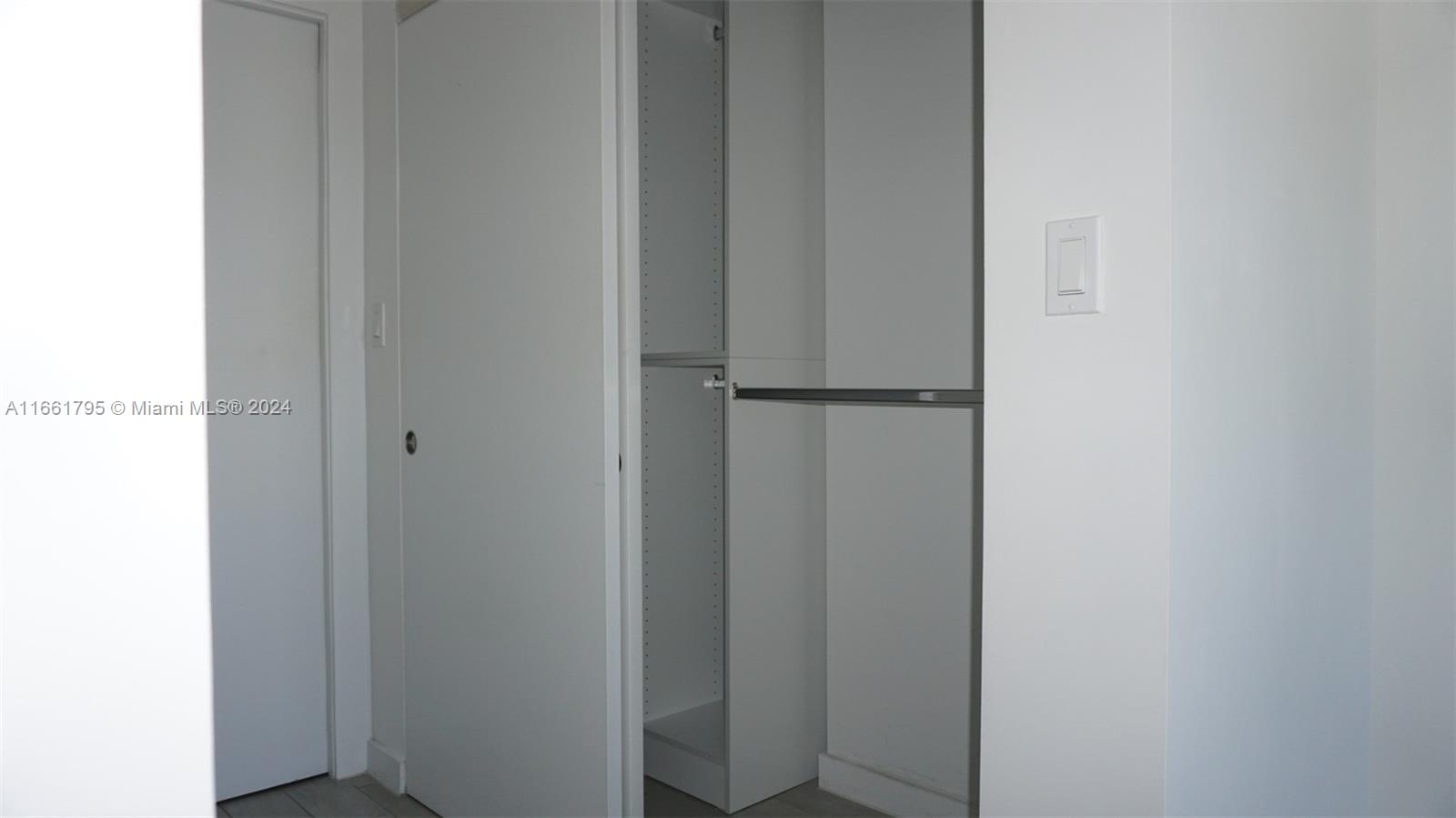 26 EDGEWATER CONDO - Residential Lease