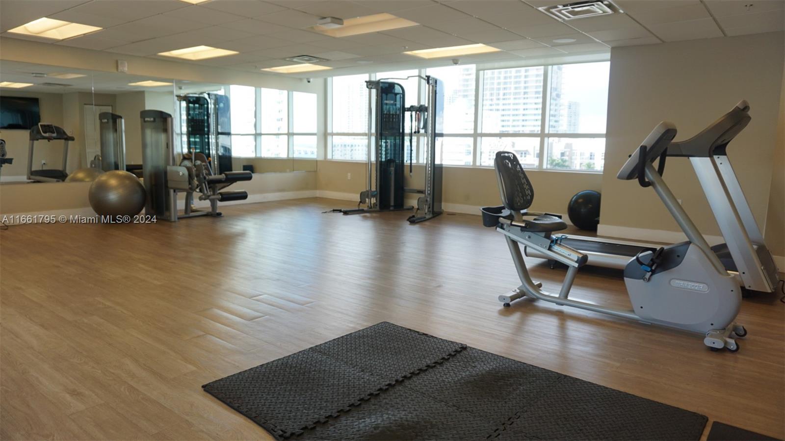 26 EDGEWATER CONDO - Residential Lease