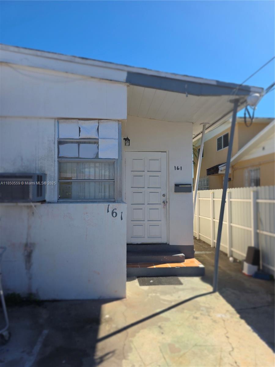 HILLCREST - Residential Income