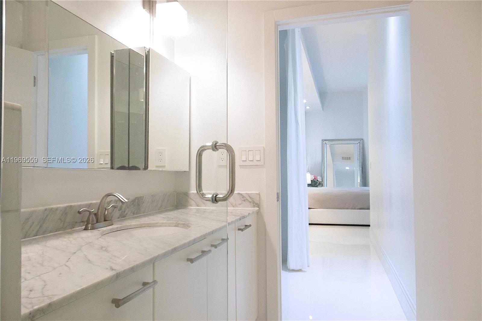 THE MERIDIAN CONDO - Residential Lease