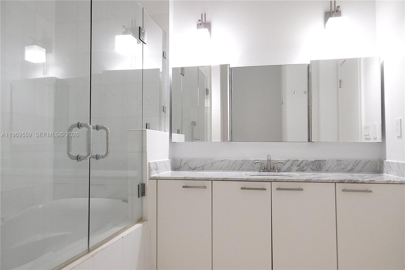 THE MERIDIAN CONDO - Residential Lease