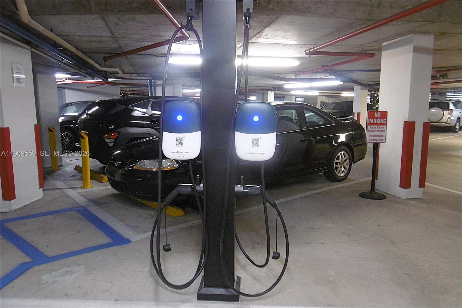 THE MERIDIAN CONDO - Residential Lease