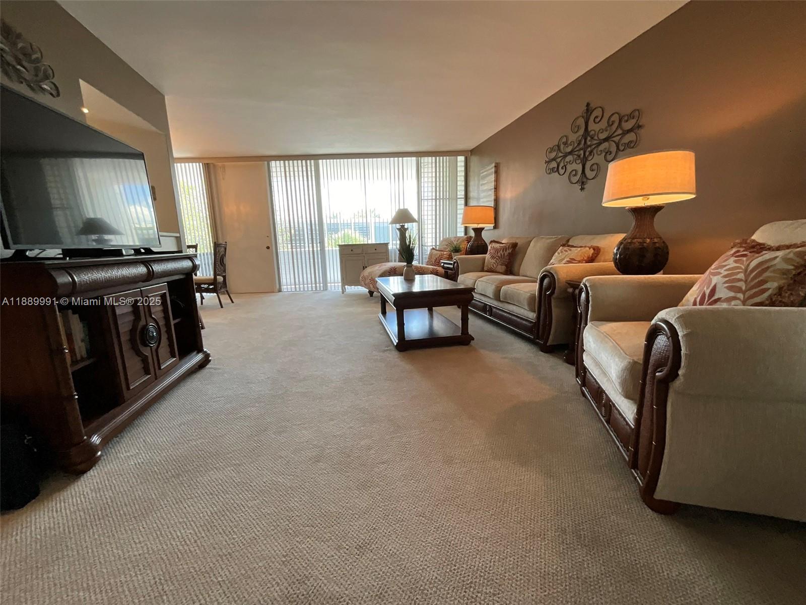 10210 LANAI CONDO - Residential Lease