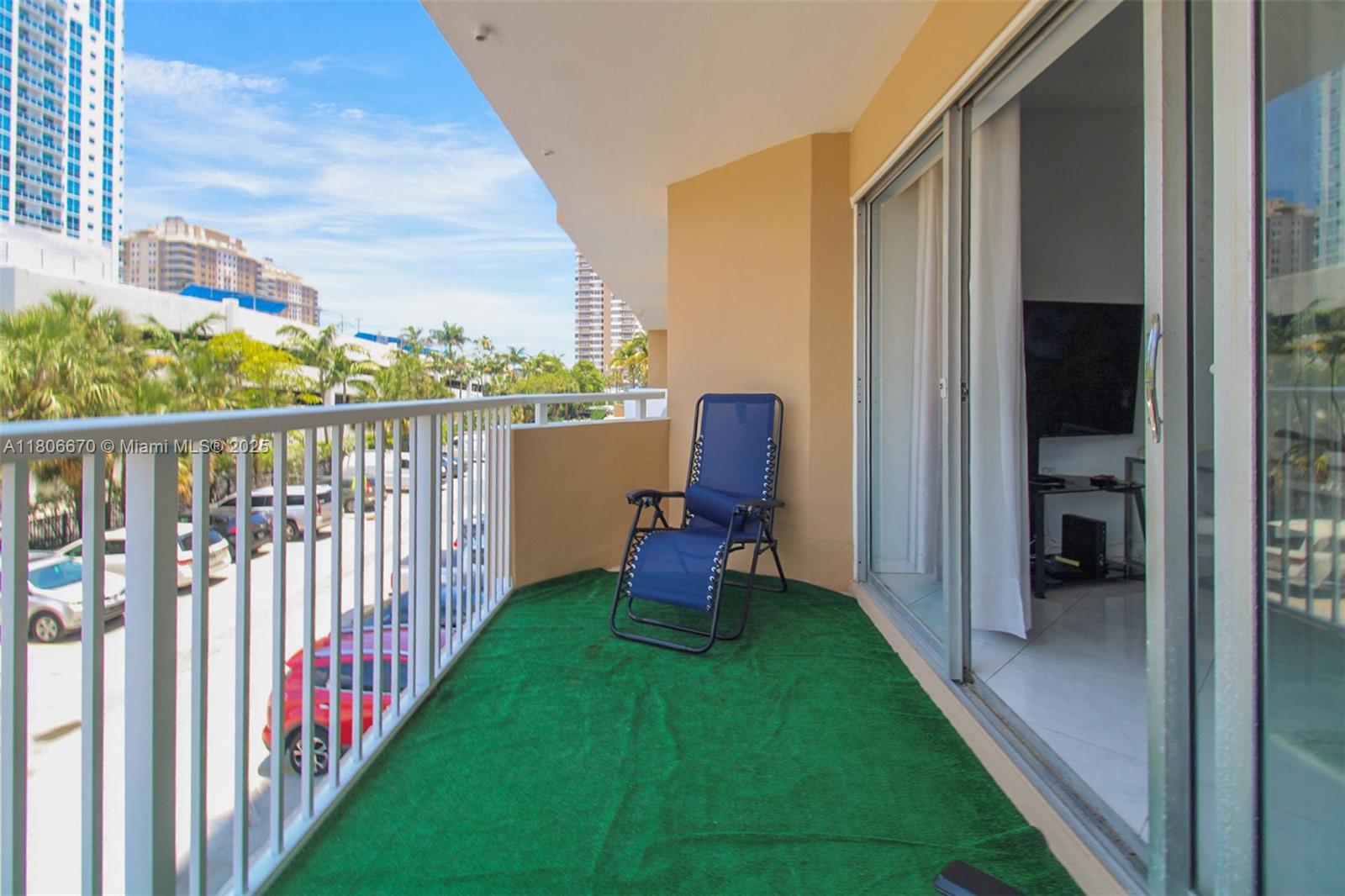 HEMISPHERES CONDO - Residential