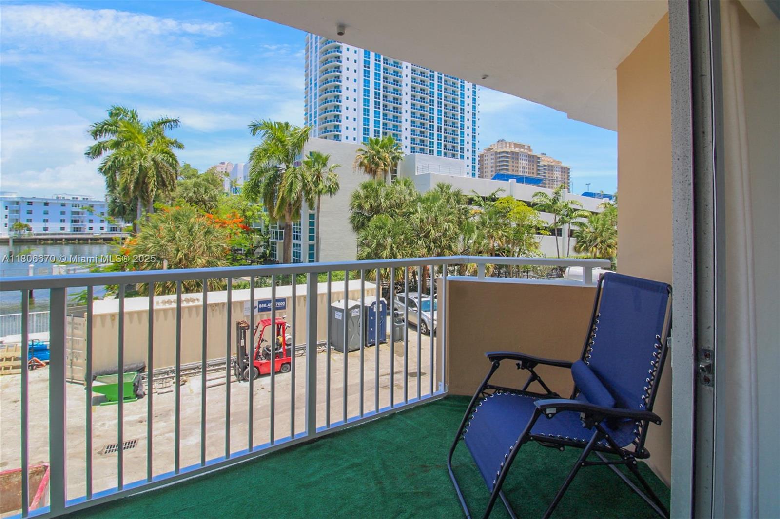 HEMISPHERES CONDO - Residential