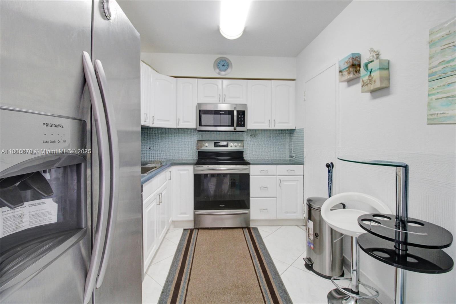 HEMISPHERES CONDO - Residential