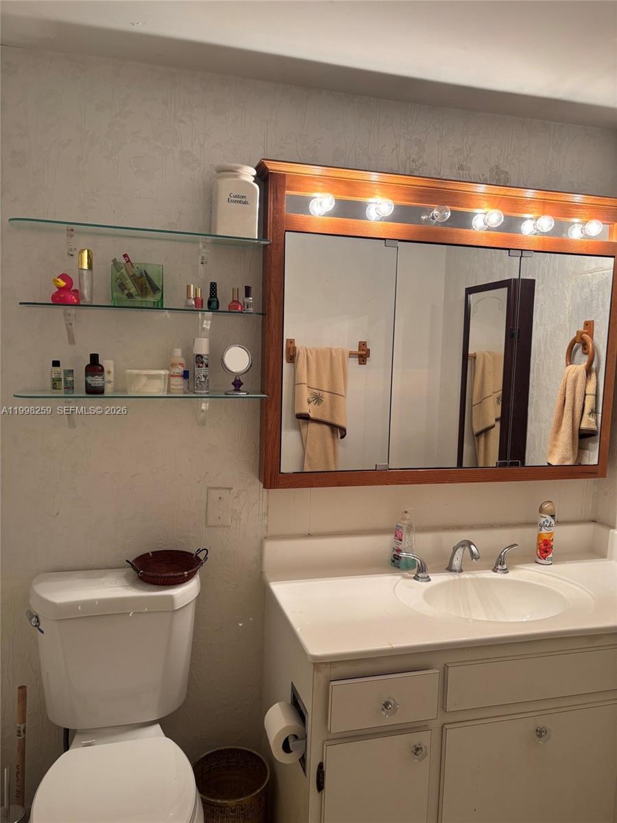 HILLCREST EAST NO 22 COND - Residential