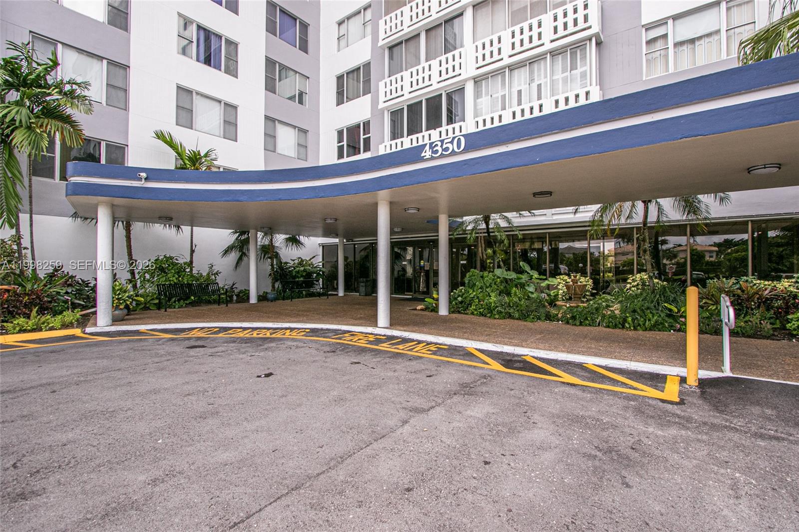 HILLCREST EAST NO 22 COND - Residential