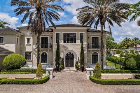 A home in Pinecrest