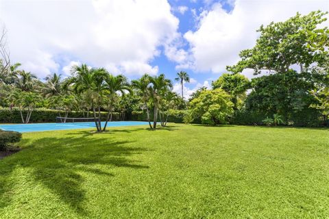 A home in Pinecrest