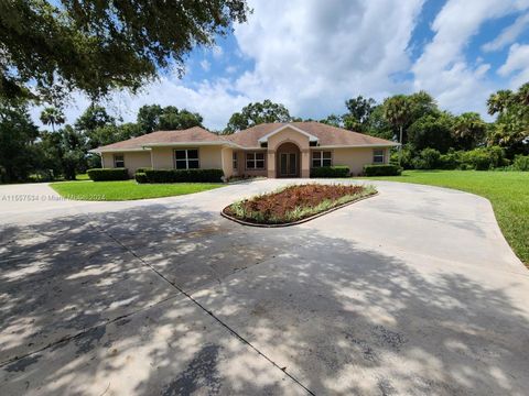 A home in Okeechobee