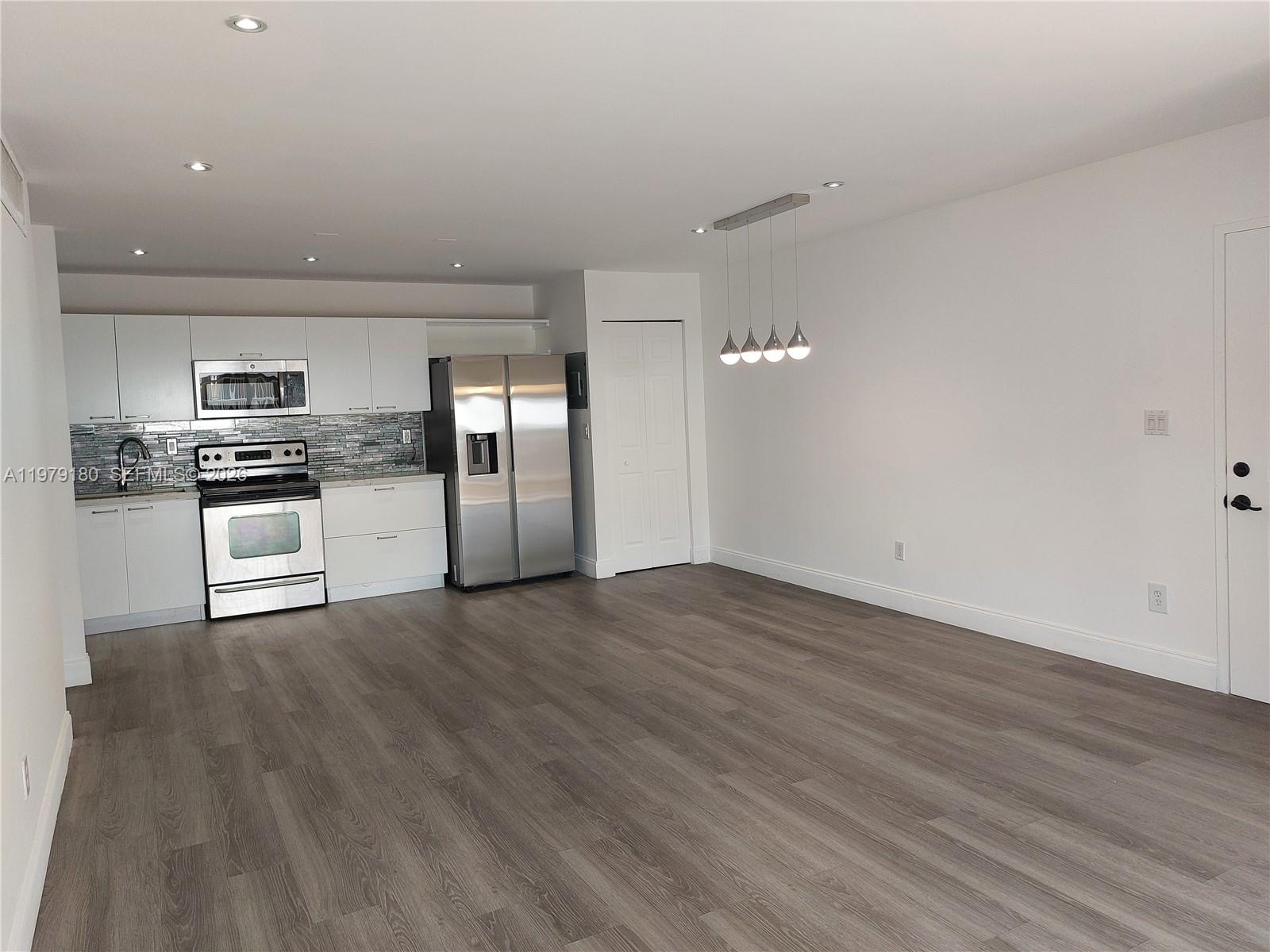 DORAL GARDENS CONDO - Residential Lease