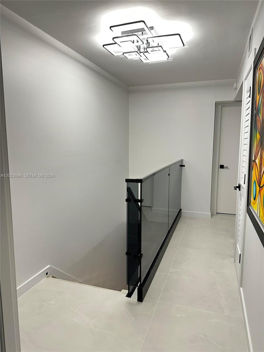 GRAPETREE TOWNHOUSE CONDO - Residential