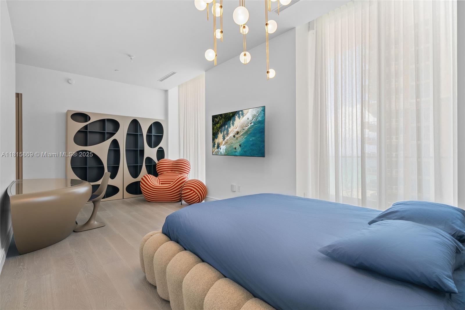 NORTH BISCAYNE BEACH AMEN - Residential