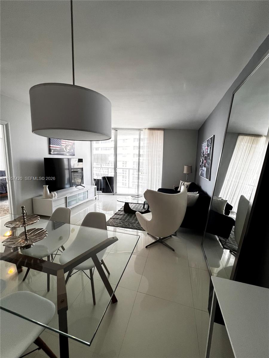 ICONBRICKELL CONDO NO 1 - Residential